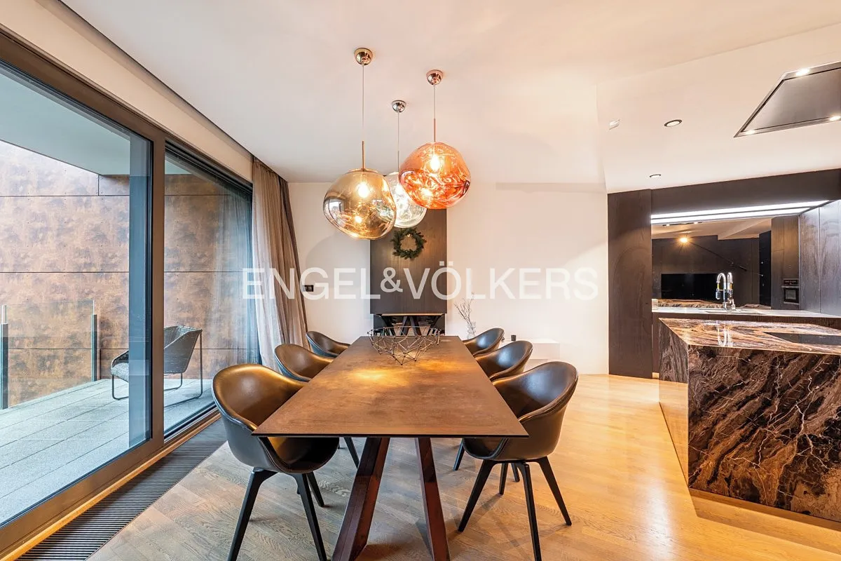 Pronájem bytu 4+kk 118 m²